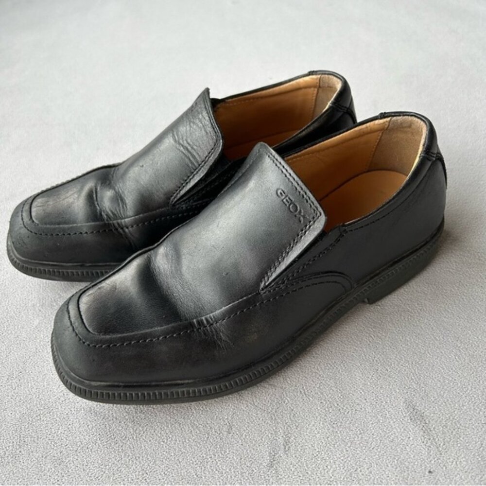 Geox ~ Federico ~ Smooth Leather ~ Black ~ Boys Size 33 Euro 2 US